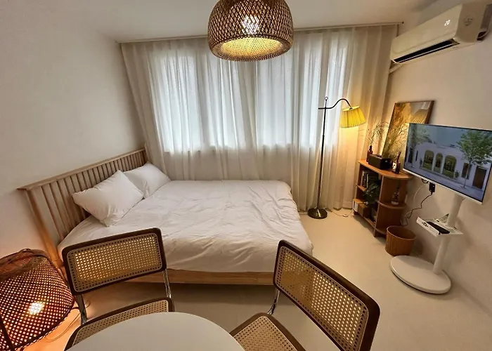 Dear Daechi Cozy Gangnam Coex 3br For 6 *